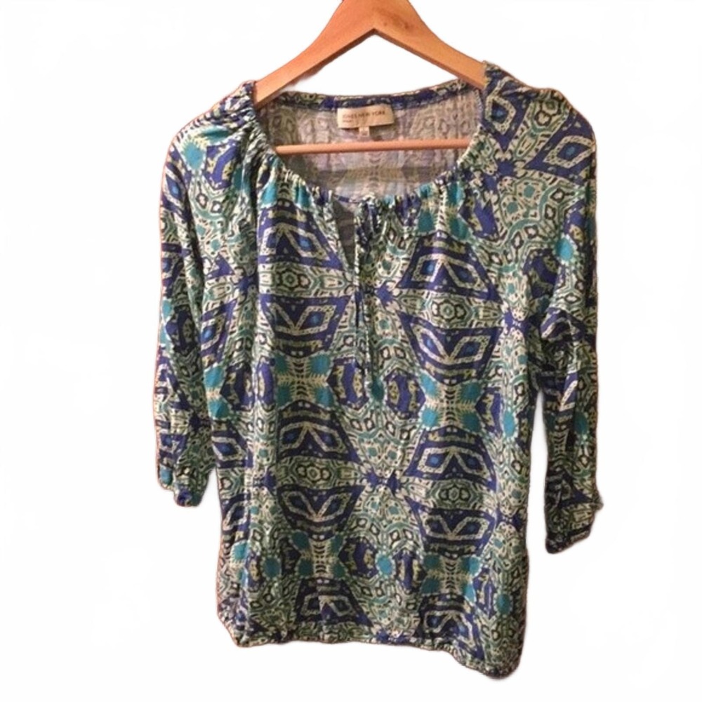 Women's Jones New York size L geometric Shirt‎
